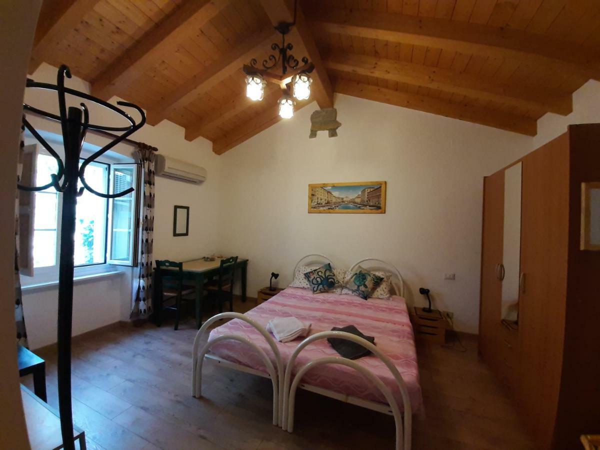 B&B Al Ferdinandeo Triest Zewnętrze zdjęcie
